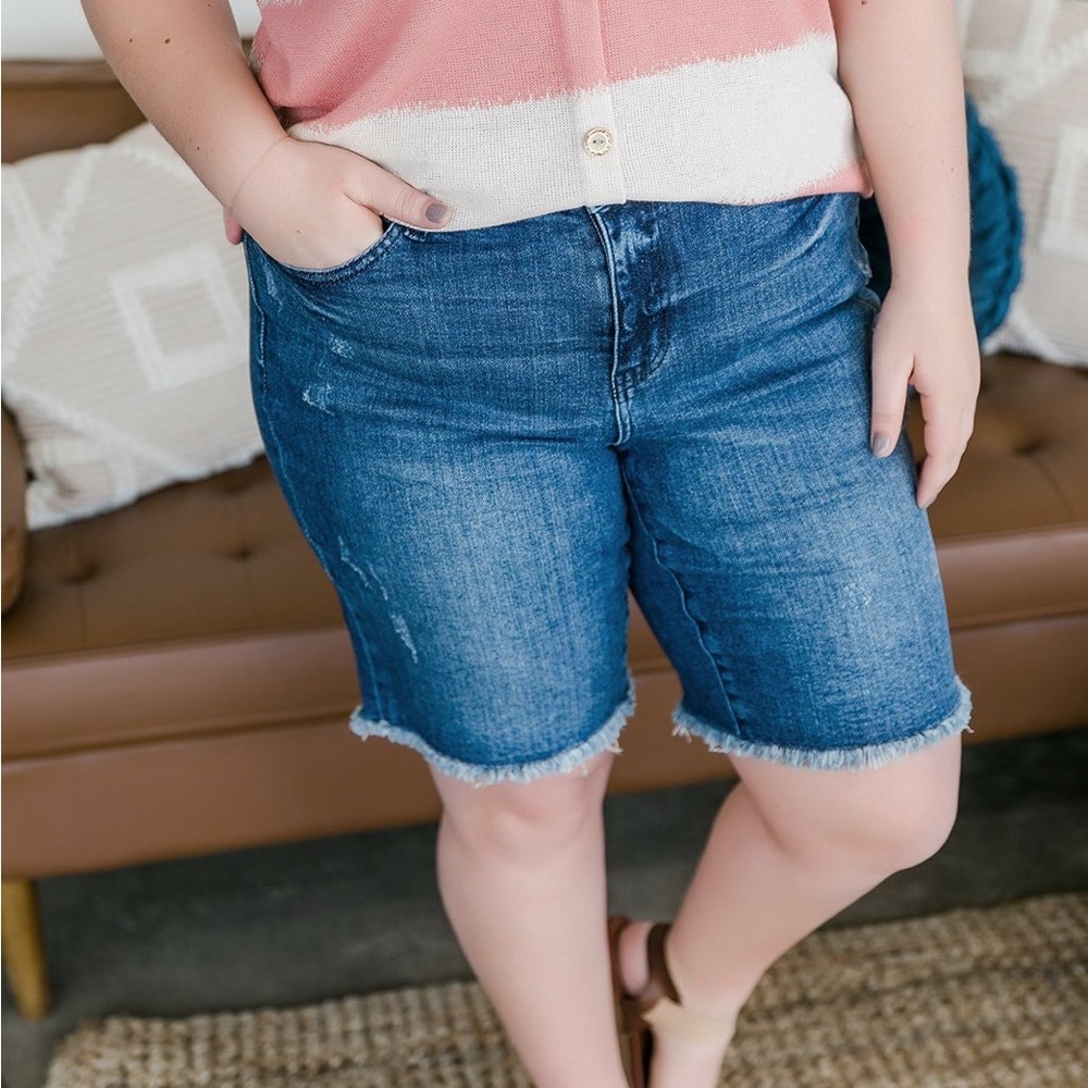NWT Judy Blue Frayed Bermuda Shorts